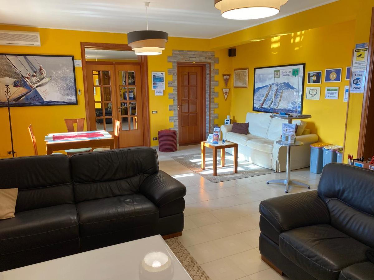 Orlando Vacanze Camere Erice Extérieur photo