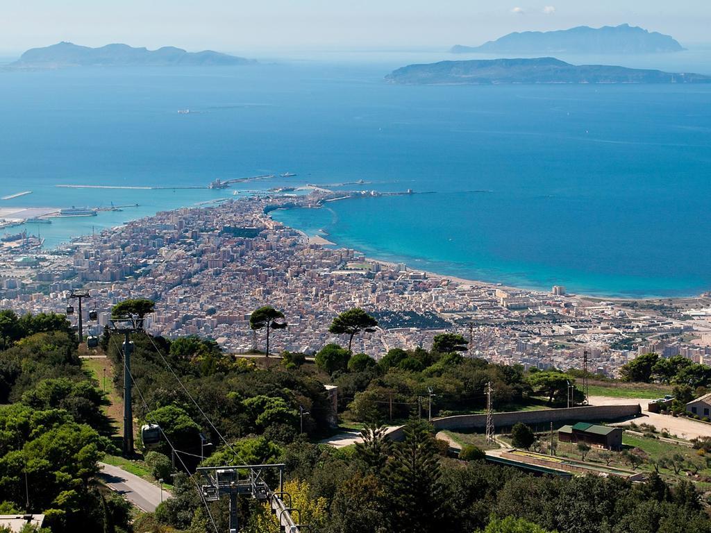 Orlando Vacanze Camere Erice Extérieur photo